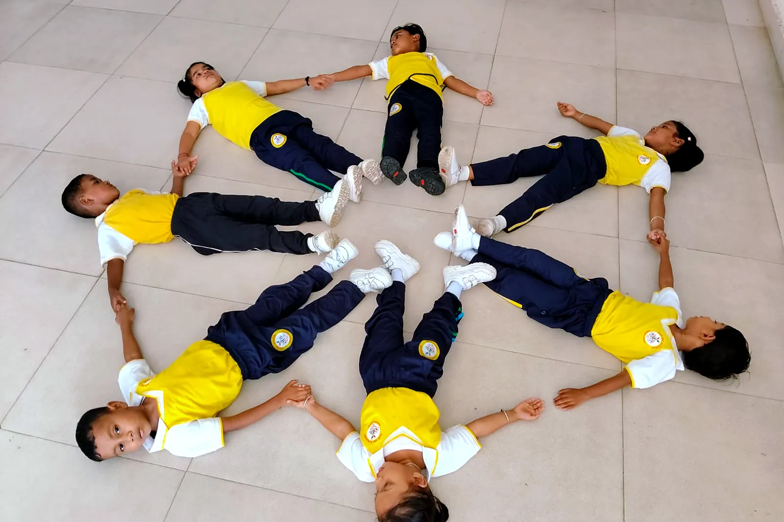 A star, made of children